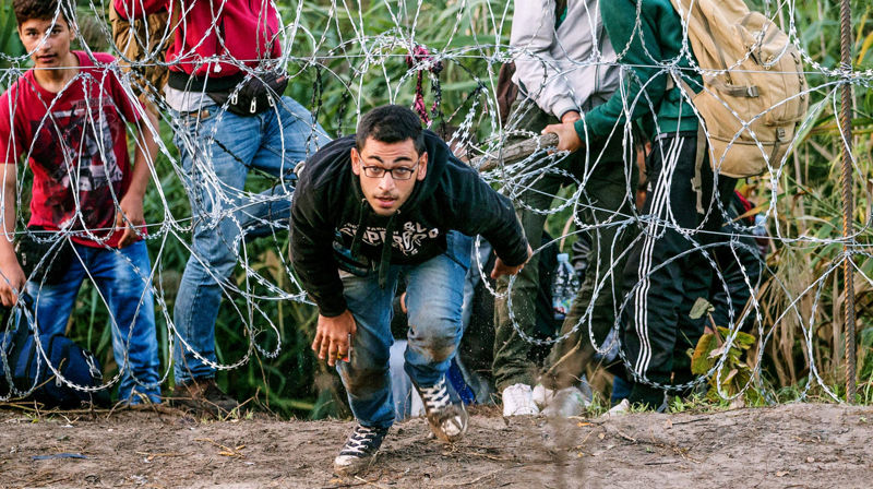 Syriske flyktningar på veg gjennom Europa. Foto. Freedom House/www.flickr.com