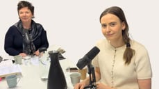 Benedicte og biskopen vil snakka om dei viktige tinga i den nye podcastserien.