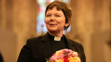 Ragnhild Jepsen blir med på gudstenester både i Johanneskirken og Bergen domkirke denne veka. Foto: Gyrid Cecilie Nygaard.