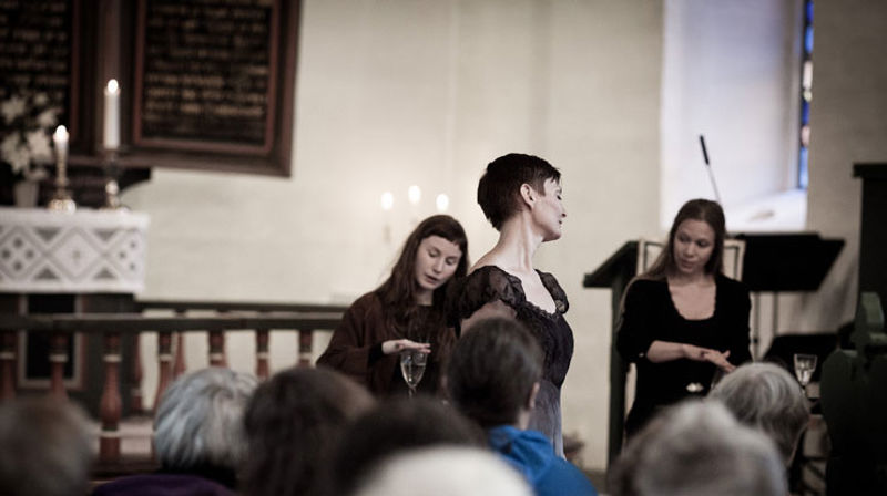 Frå Vereide kyrkje i høve 850års-jubiléet/ Sunnivareisa i 2013. Fotograf: Magnus Skrede