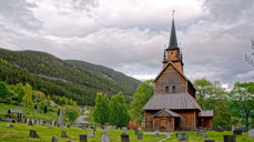 Sogn prosti har fått ny prost. Kaupanger kyrkje (foto: Riksantikvaren)
