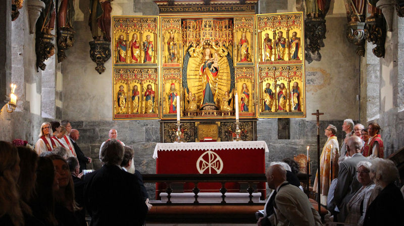 Mariakirkens altartavle hadde ein stor plass i biskopen si preike.