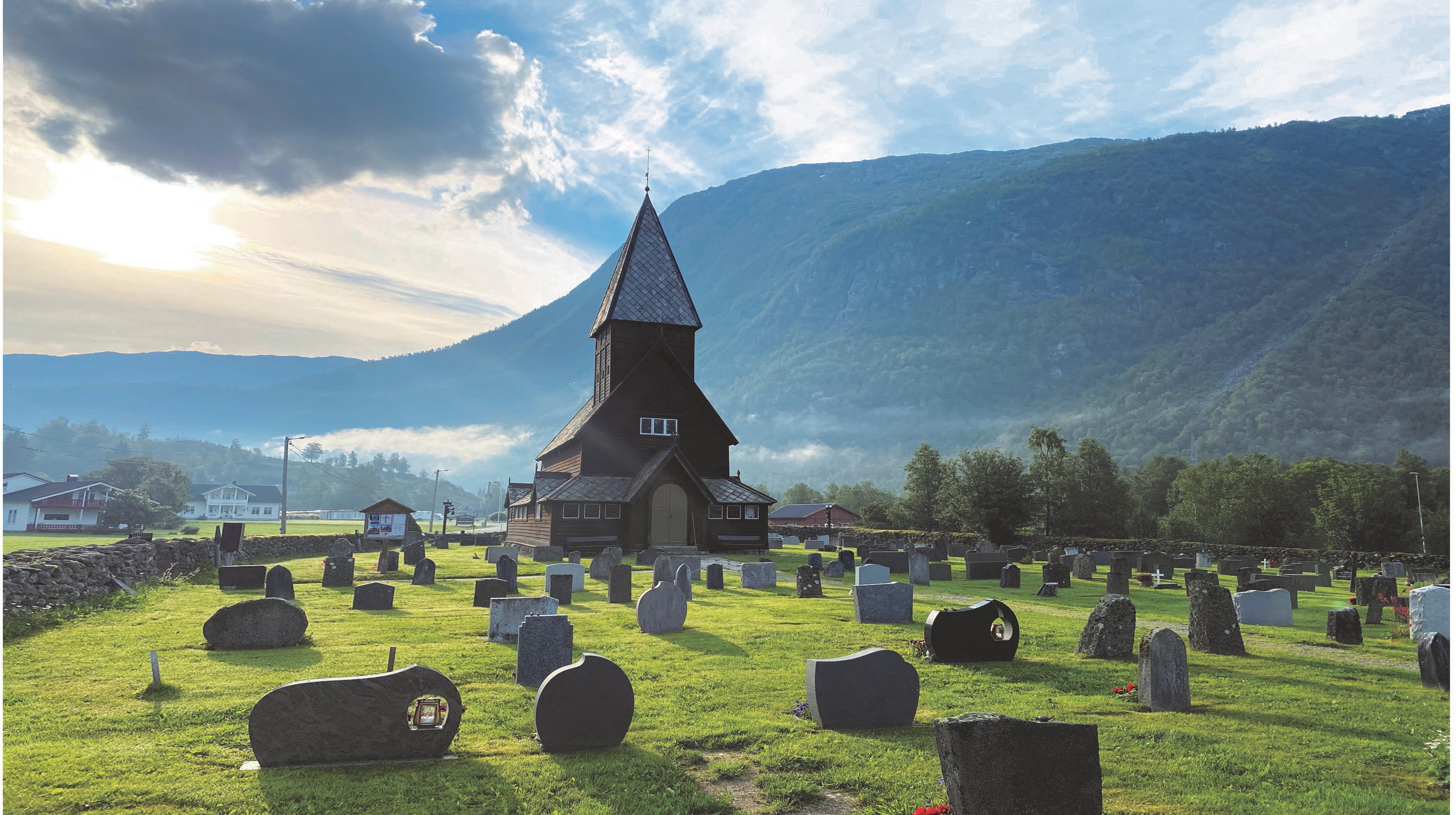 Røldal stavkyrkje Foto: Eirik Moe
