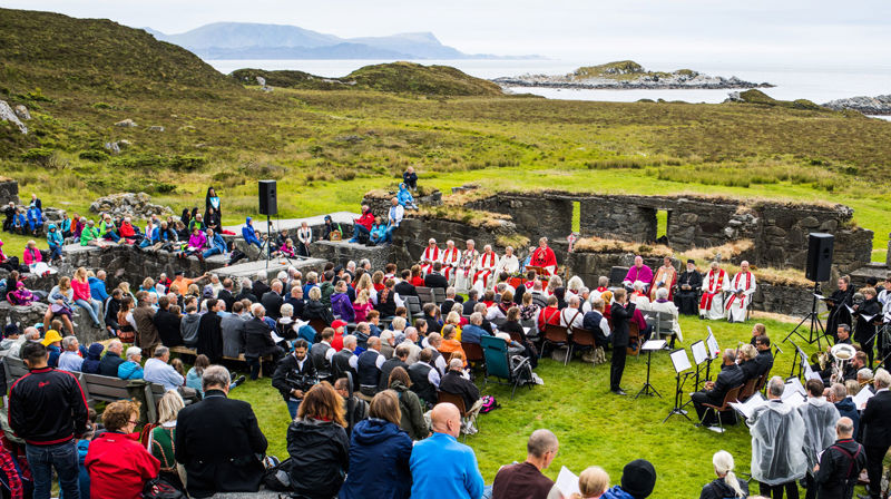 Bjørgvin bispedøme 950 år. Frå Seljumannamesse og jubileumsgudsteneste på Selja, 8. juli 2018. Foto: Magnus Skrede