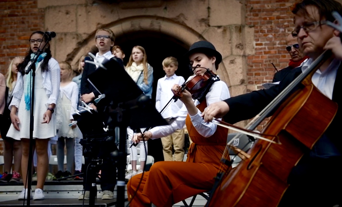 Fra 2.pinsedagsgudstjenesten på Oscarsborg i 2019.