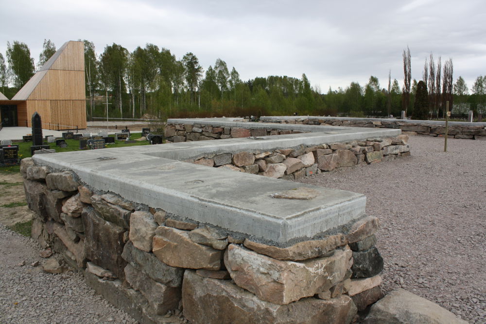 Det etableres en utekirke over brannruinen