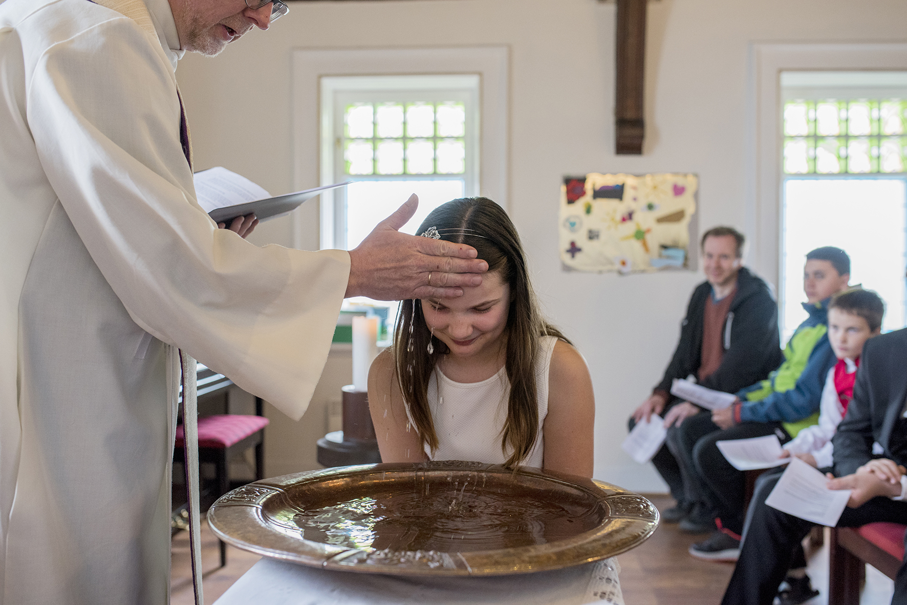 Det er stadig flere unge som døper seg, gjerne i sammenheng med konfirmasjon. Foto: Lena Knutli