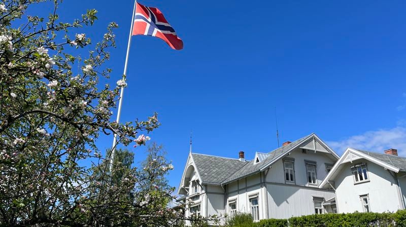 Hamar bispegård fra 1888 er administrasjonsbygg for Hamar biskop og Hamar bispedømmeråd. Foto: Hamar bispedømmeråd