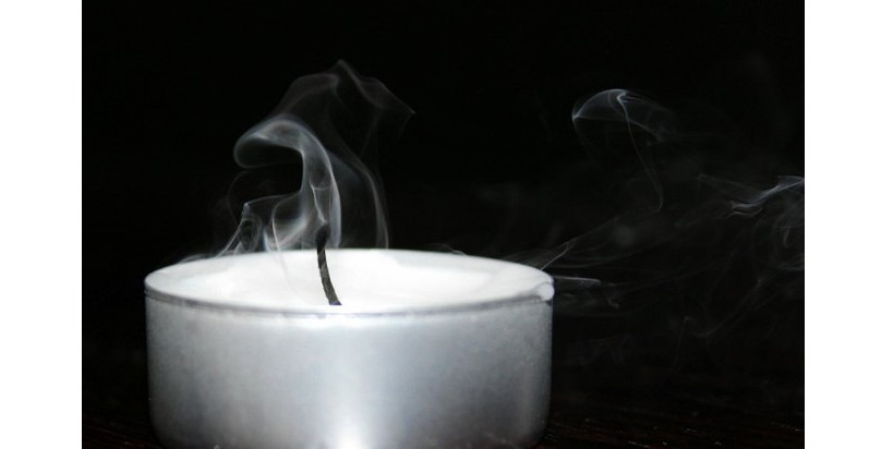 I mange av kirkene i bispedømmet vårt blåses Kristuslyset ut når en har lest om hva som skjedde på Kristi himmelfart. Illustrasjonsfoto: Pixabay.com/no