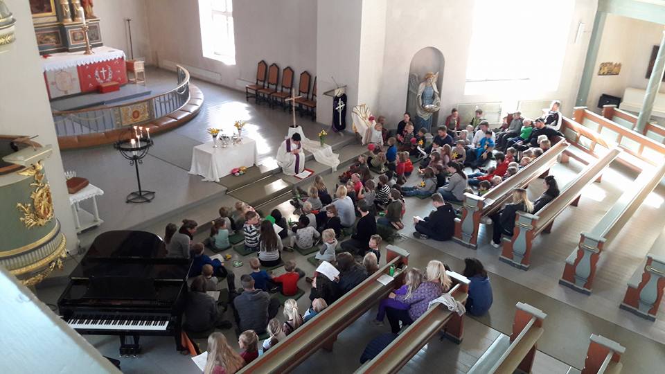 Som kapellan vil du jobbe blant annet i Vang kirke, der dette bildet er hentet fra.