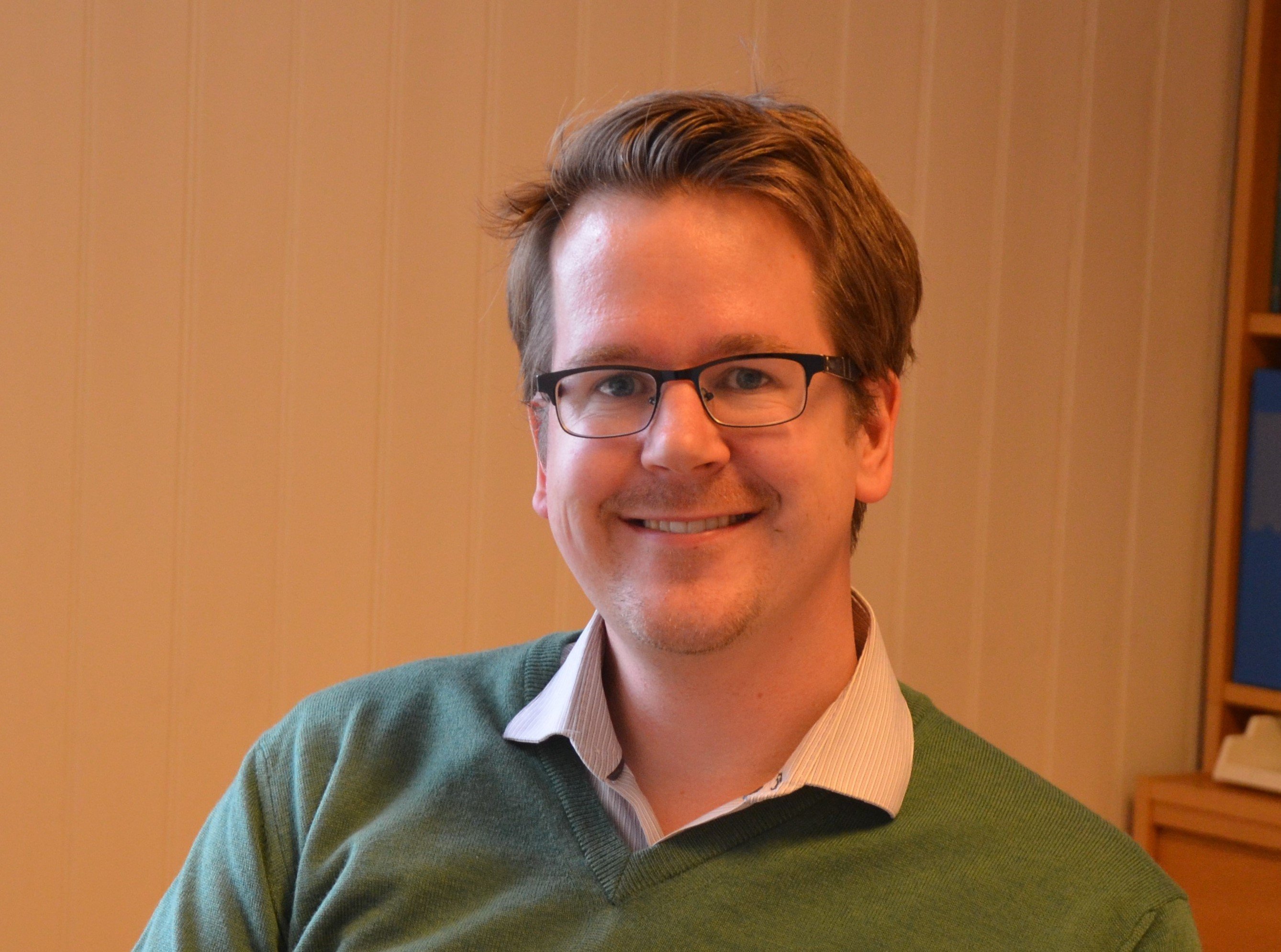 Kirkefagsjef Jan Christian Kielland ved Hamar bispedømmekontor informerer om muligheten for å stille liste ved kirkevalget i 2019. Foto: Liv Torhild Bråthen