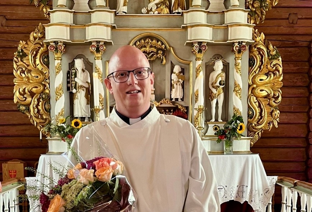 John Aksel Slåtsveen fra innsettelsesgudstjenesten i Brøttum kirke 3. september 2023. Foto: Thor Kristian Ringsbu
