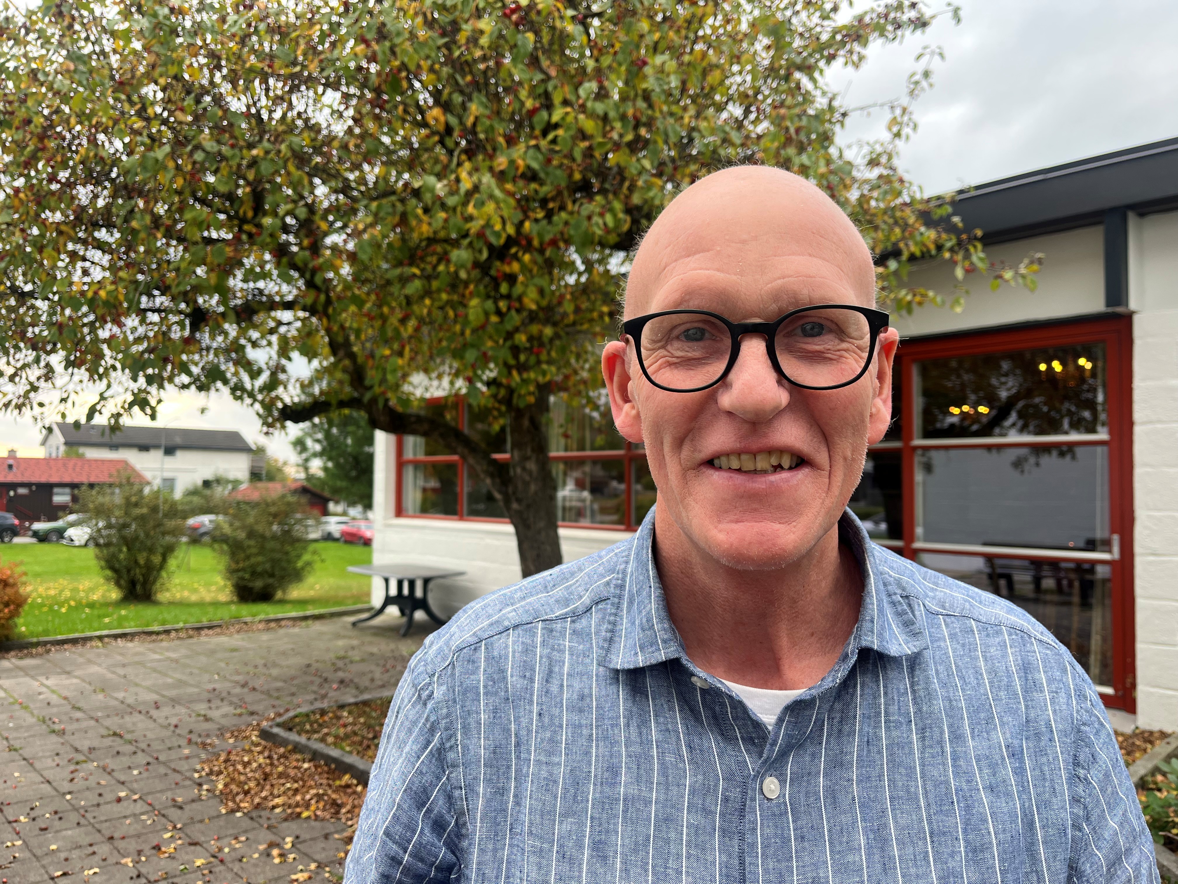 Odd Arne Skogen (59) gler seg til å bli betre kjent med innbyggarane i Vestre Slidre. Foto: Hamar bispedømmeråd