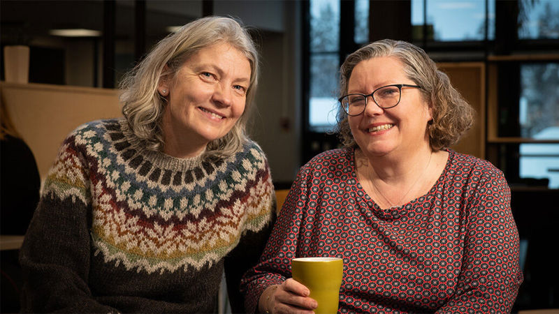 Studentprestene ved Universitetet i Innlandet fv. Anne Anker Bolstad og Elisabeth Strøm. Foto: Sverre Galgum/HINN