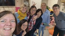 Misjonsrådgivere sammen med deler av staben til «Christian Concern for the Homeless». Alle bilder: Grethe Lystad Johnsen