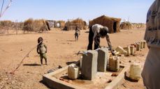 Vann sikres til mennesker i Sudan ,bl.a. med midler fra Kirkens Nødhjelps fasteaksjon. (Foto: Ingeborg Midttømme)