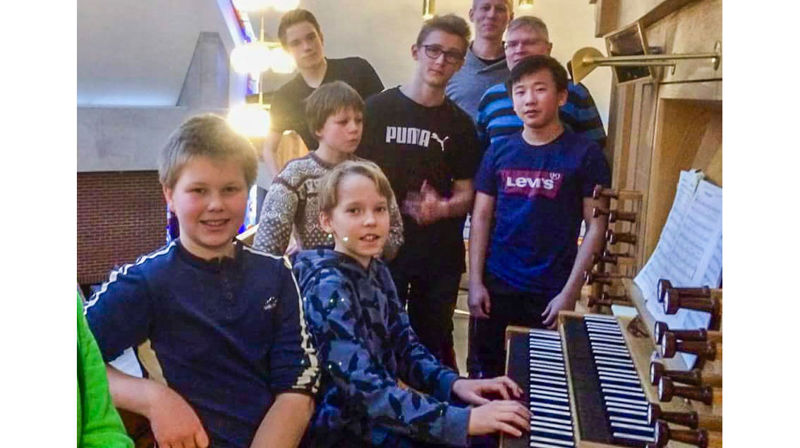 Ivrige orgel-aspirantar kosa seg ved tangentane då den nye orgelklubben i Møre på nyåret hadde første samlingshelg i Sykkylven. Utover våren står samlingar i Geiranger, Molde og Ålesund for tur. 