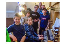 Ivrige orgel-aspirantar kosa seg ved tangentane då den nye orgelklubben i Møre på nyåret hadde første samlingshelg i Sykkylven. Utover våren står samlingar i Geiranger, Molde og Ålesund for tur. 