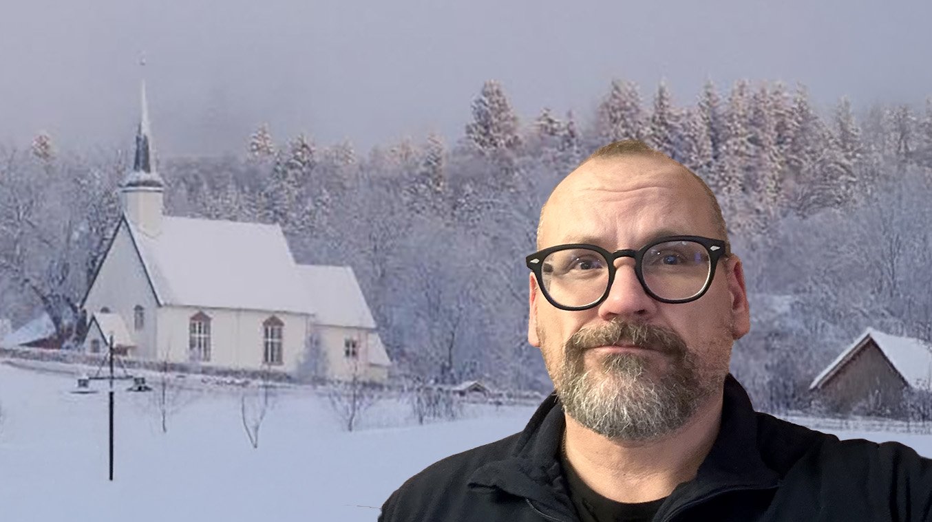 Cato Halvorsen har vært på en omfattende reise fra å være rusavhengig til å bli sogneprest i Leksvik kirke på Fosen. Han forteller sin sterke historie i denne utgaven av «På trua laus» (Fotomontasje)