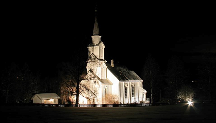 Geitastrand kirke i Orkdal kommune. (Foto: kirken.no)