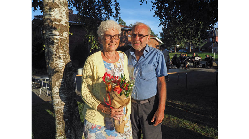 Nidarosen 2022 tildelt Ingrid Sletvold og Roar Hansen, Strindheim menighet. Foto: Olav D. Svanholm