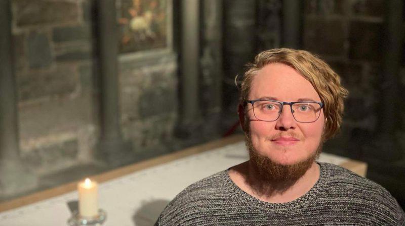 Alex Ramstad Døsvik vigsles til prest i Nidarosdomen søndag. Alle foto: Karina Lein