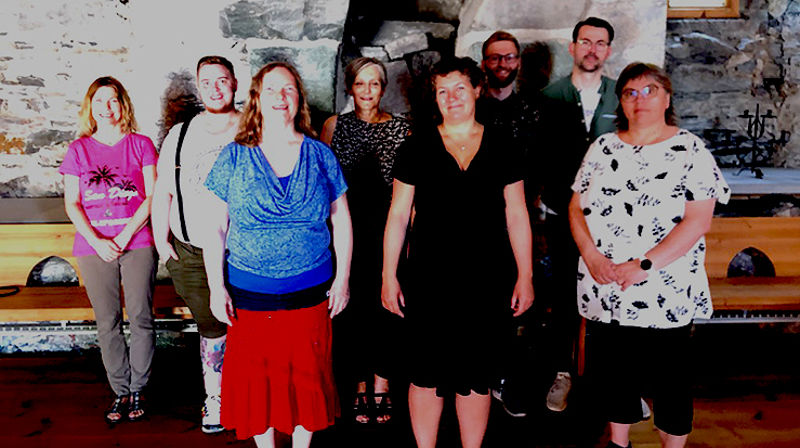 På plass for VTVT-kurs i Erkebispegården. Fra venstre: Hilde Mentzoni Andersen, Alex Ramstad Døsvik, May Slettan, biskop Herborg Finnset, Heidi Sveås, Fredrik Arnstad, Alain Fassotte og personalrådgiver Anne Lill Lia. (Foto: Tom Elvebakk)