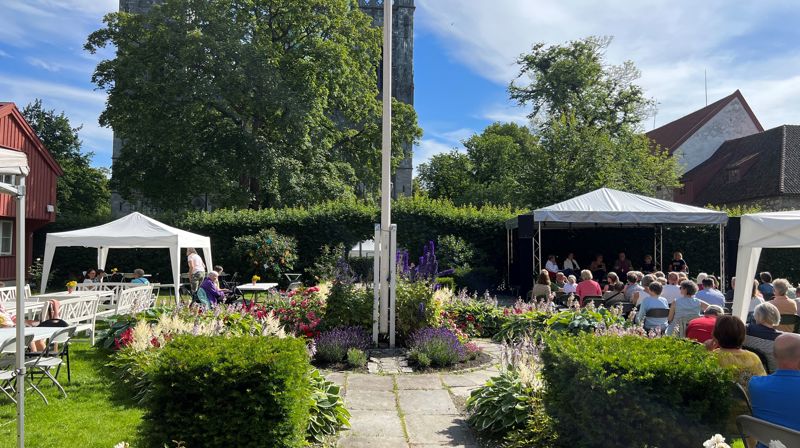 Velkommen til Kirkehagen under Olavsfest!