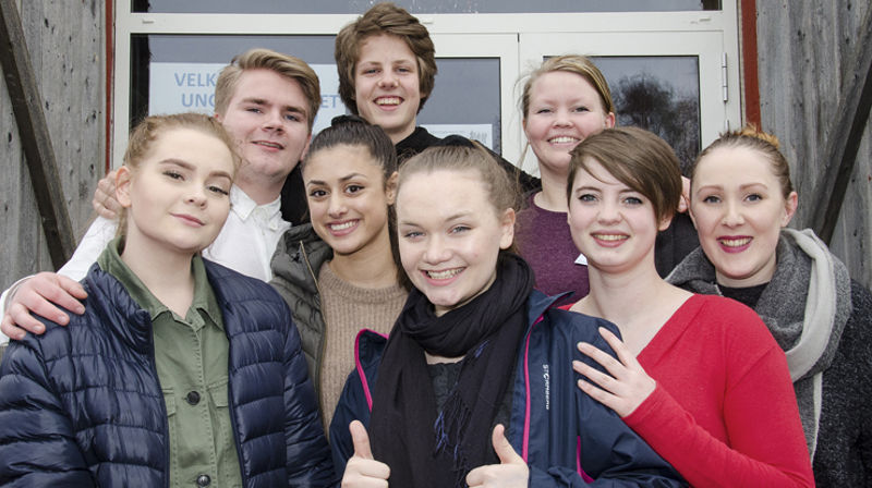 Medlemmer i Ungdomsrådet i Nidaros: Karina Johnsen, Kevin Hoel Tårnes, Christiane Devika De Soysa, Ole Andreas G. Børnes, Sofie Hopshaug Bakke, May-Bente Jönsson Botnvik, Hanna Askjemshalten og Silje Håve Smørvik. Alan Akali og Ylva Støre Myhre var ikke til stede da bildet ble tatt. (Foto: Odd Erik Stendahl)