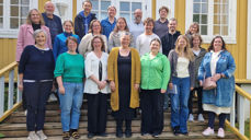 Deltagere og ansatte knytta til Nidaros. Øverst fra venstre; Håkon Olaussen, Bjørn Andersen, Astrid Åsum og Magnus Vestvik. I midten fra venstre: Ingvil Løvik, Ina Myrvang Nilsen, Sigrid Egtvedt, Ingrid Fossan Norum, Oscar Østern, Erik Jensen Misje og Eldfrid-Marie Hollevik Bakken.  Foran fra venstre: biskop Herborg Finnset, Tonje Stølan, Inger Synnøve Gjære, Ane Thyvold Ranøien, Anne Lise Malum Dypedal, Julia Marie Hadland, Elisabeth Dios og Tone Rose Birkeland.