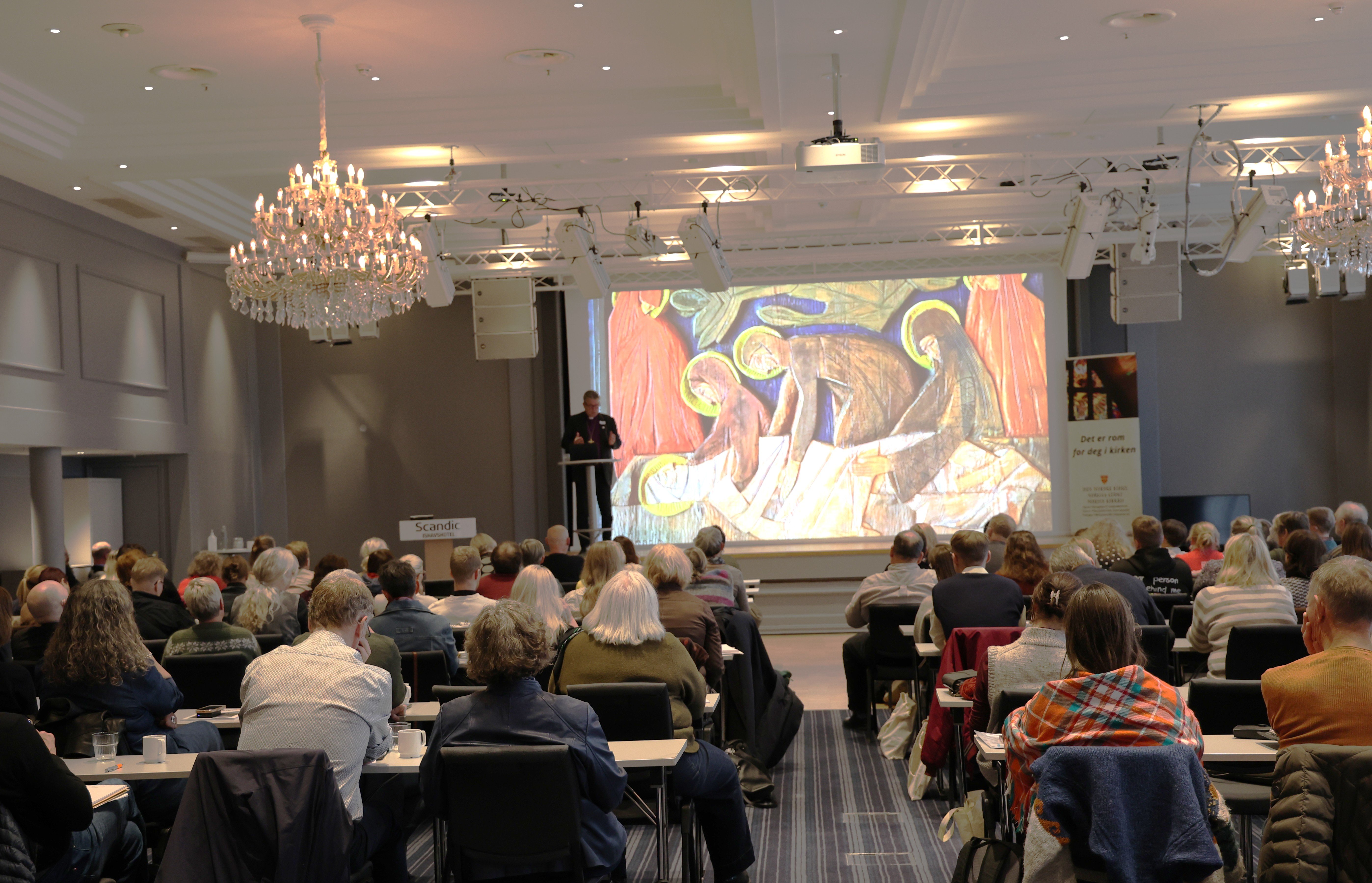 Ansatte ved Nord-Hålogaland bispedømme på stiftsmøte i Scandic Ishavshotell Tromsø. Foto: Den norske kirke