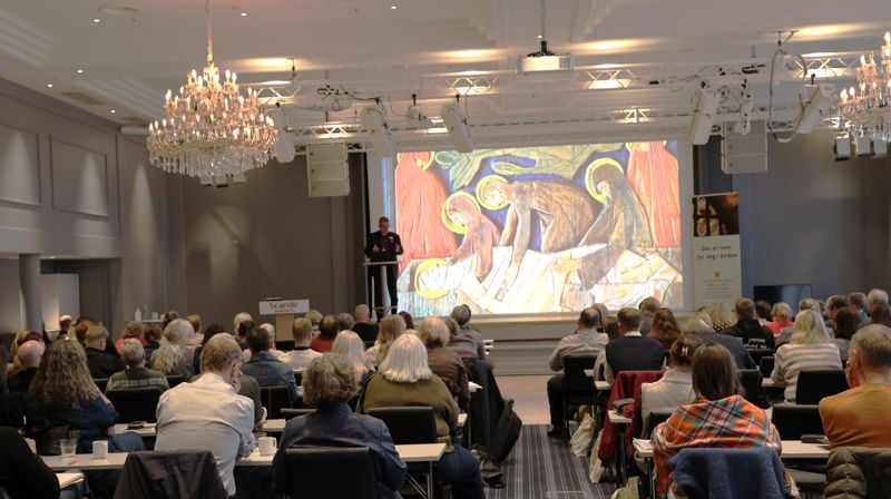 Ansatte ved Nord-Hålogaland bispedømme på stiftsmøte i Scandic Ishavshotell Tromsø. Foto: Den norske kirke