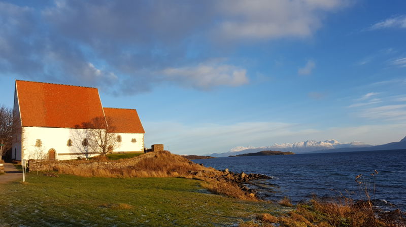 Kirken i nord har vært en levende folkekirke i århundrer. Oppdatert kunnskap hjelper oss å være dette også i fremtiden