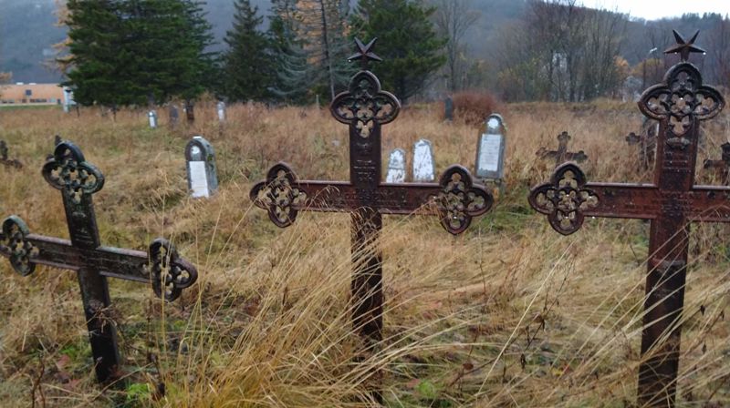 Den gamle gravplassen I Hamnvik i Ibestad