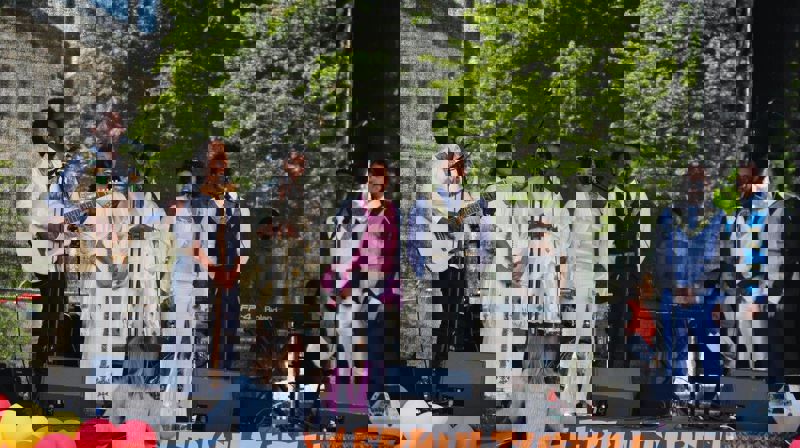 Fra flerkulturell Pinsefestival i 2016. Foto Norges Kristne Råd.