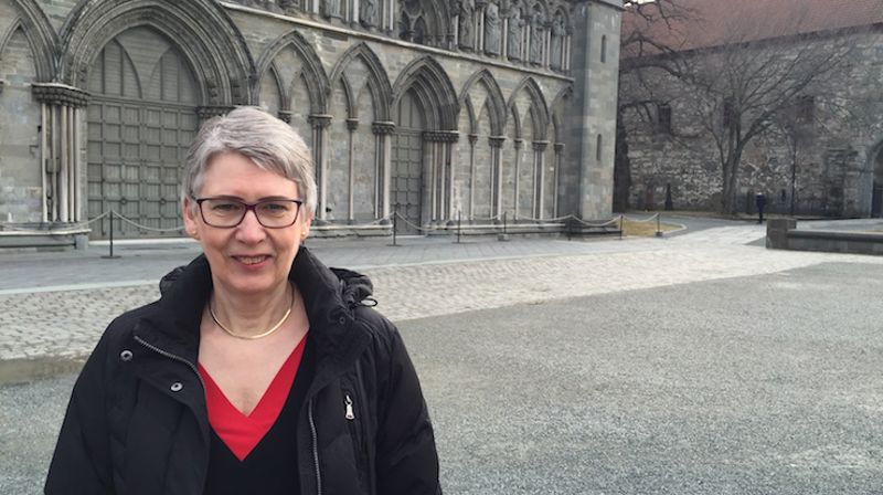 Bispedømmerådsleder Marit Hermstad er opptatt av at Kirkemøtet som starter i Trondheim i dag må ta hensyn til at Gud skapte Nordland med en geografi som byr på utfordringer når det gjelder drift og økonomi. Foto: Kristine Sandmæl