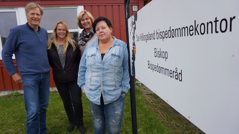 Bernt Aanonsen, Lissi Berg, Trine Nordvik Løkås og Anne Grethe Sivertsen er våre nye kolleger på bispedømmekontoret. Foto: Thoralf Fagertun