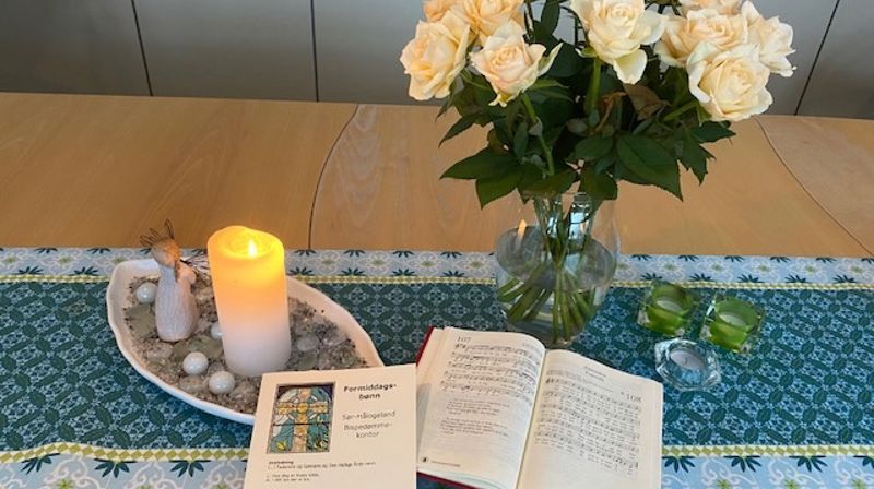 Kirken vil gjerne formidle troen på lyset og håpet i krevende tider