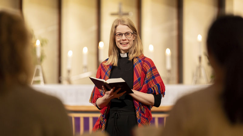 Hanne Punsvik Øygard, prest i Harstad kirke. Foto: Steve Nilsen