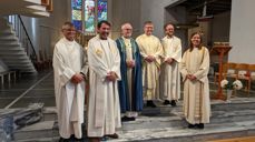 Sokneprest Kyrre Kolvik, prost i Vesterålen Fredrik Øverland, fungerende biskop Olav Rune Ertzeid, domprost Svein Valle, prost i Ofoten Jan Egil Ingebretsen og prost i Indre Helgeland Karianne Egeberg Gullfjell. Foto: Odd-Arne Ertzeid