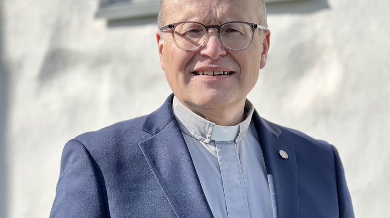 Hallgeir Elstad (59) er en av kandidatene som er nominert til ny biskop i Sør-Hålogaland. Foto: Privat