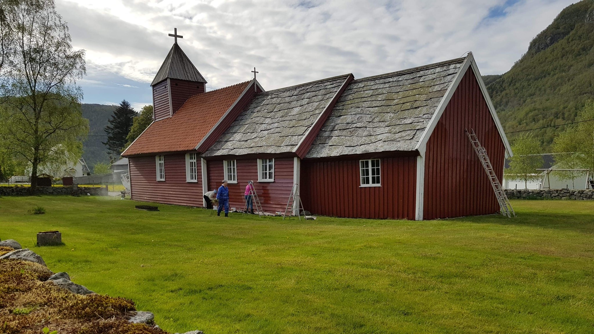 Bygging av Årdal kyrkje startet i 1619, nesten 500 år etter opprettelsen av Stavanger bispedømme. Foto: Årdal menighet