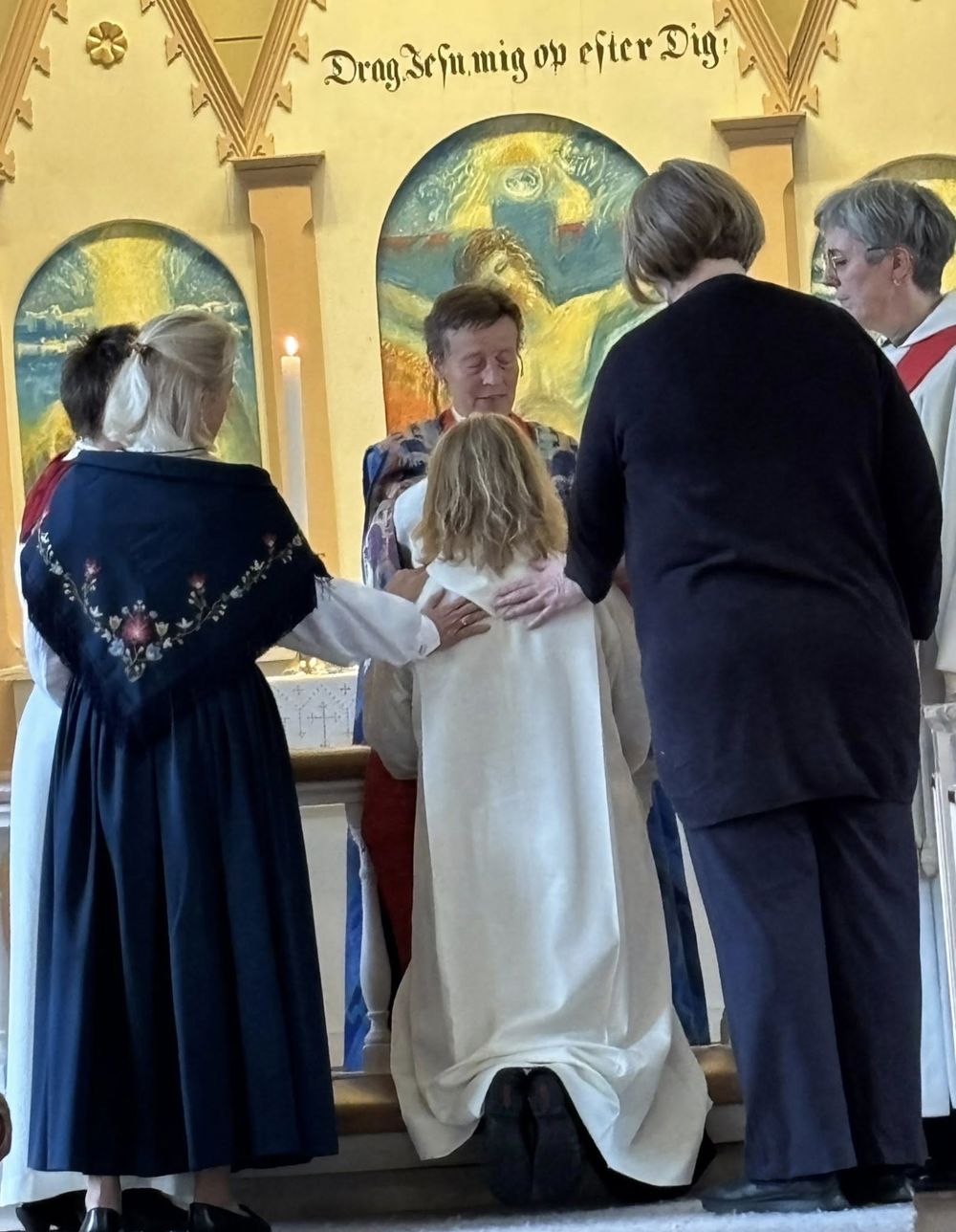 Forbedere ber for vigslingskandidaten.
