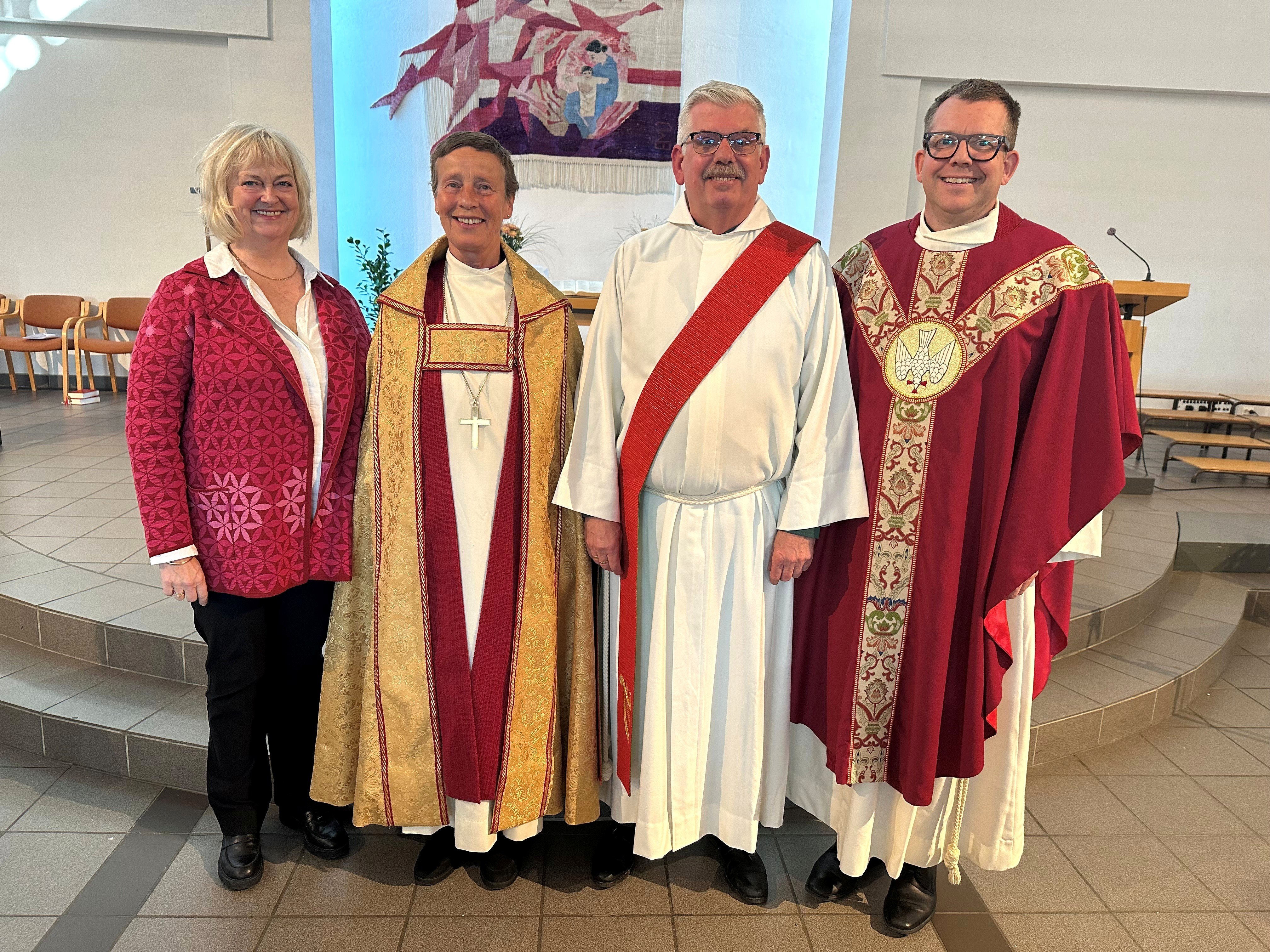 Rådgiver for kirkemusikk ved bispedømmekontoret Ragnhild Halle, biskop emerita Anne Lise Ådnøy, Stefan Hallenberg Bengtsson og konstituert prost Øivind Holtedahl.