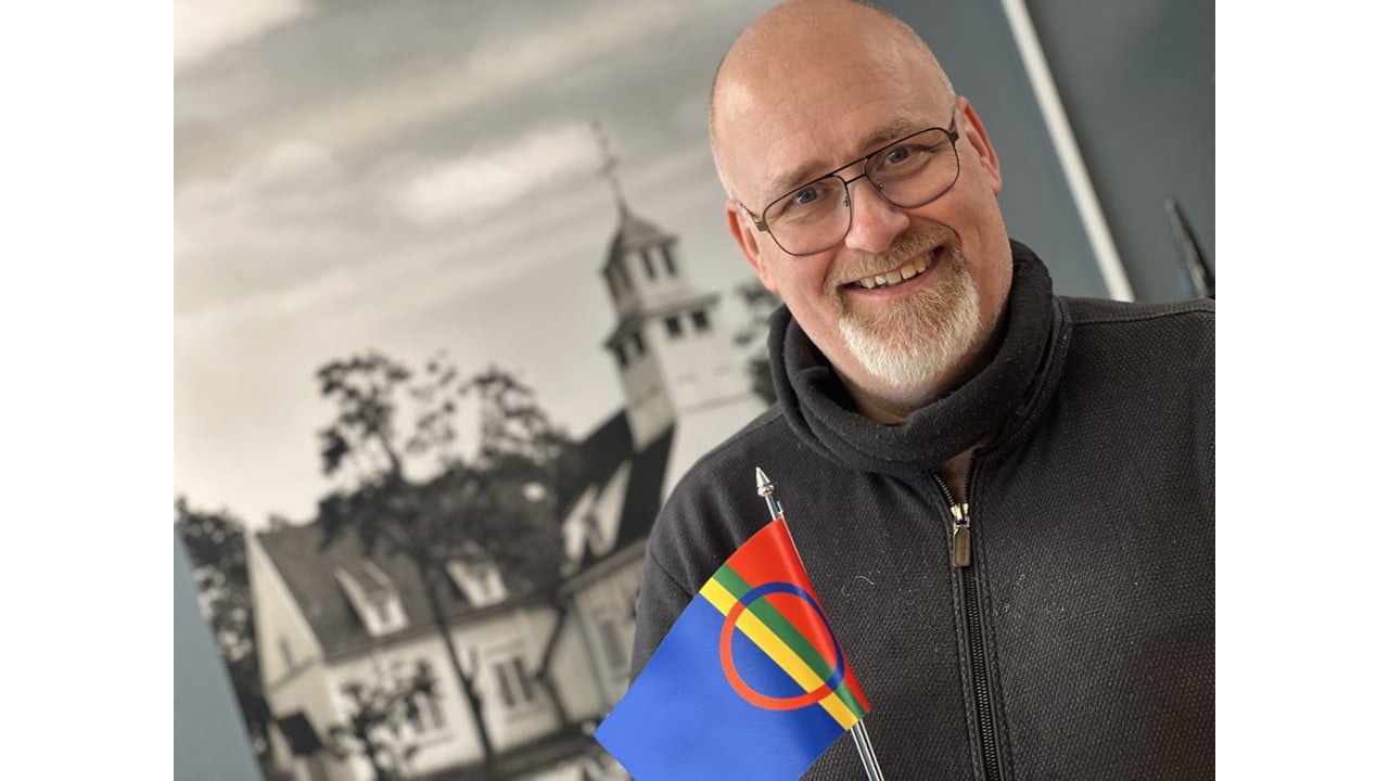 – Å bruke samisk språk i gudstjenesten er ikke bare for dem «i nord», eller for dem som snakker ett av de samiske språkene flytende. Det er et uttrykk for forsoning, om å ta tilbake historien og å kunne være stolte av hvem vi er «til sammen», skriver soknerprest Leif Wikøren Nilsen. Foto: Elin Wood / Kirken i Egersund