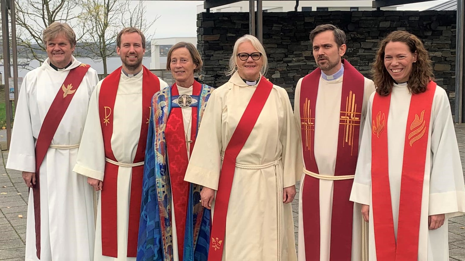 Asbjørn Finnbakk, Geoffrey A. Holtmann, Anne Lise Ådnøy, Liv Helene Austbø, Tomas Mjelde Røsbakk og Mona Dysjeland Gjesing. Foto: Grødem menighet