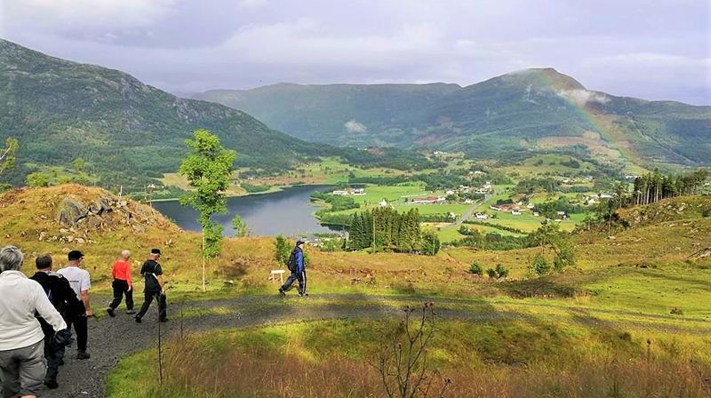 Fra tidligere Olsok-vandring i Vats.