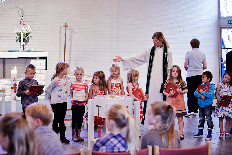 Skolestartleir er en del av mange menigheters trosopplæringstilbud. Foto: Kirkerådet
