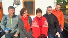 F.v.: Biskop Ivar Braut, Kristin Hjertaker Johansson, Aksel Johan Lund, Liv Nesse Amundsen og Cecilie Bakkene Pedersen fra bispedømmekontoret.