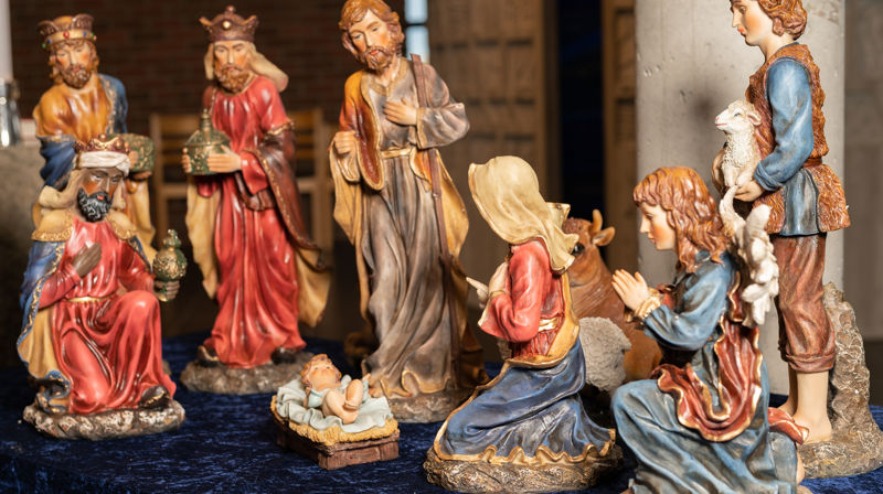 Julekrybben i Tjensvoll kirke. Foto: Øystein Viland